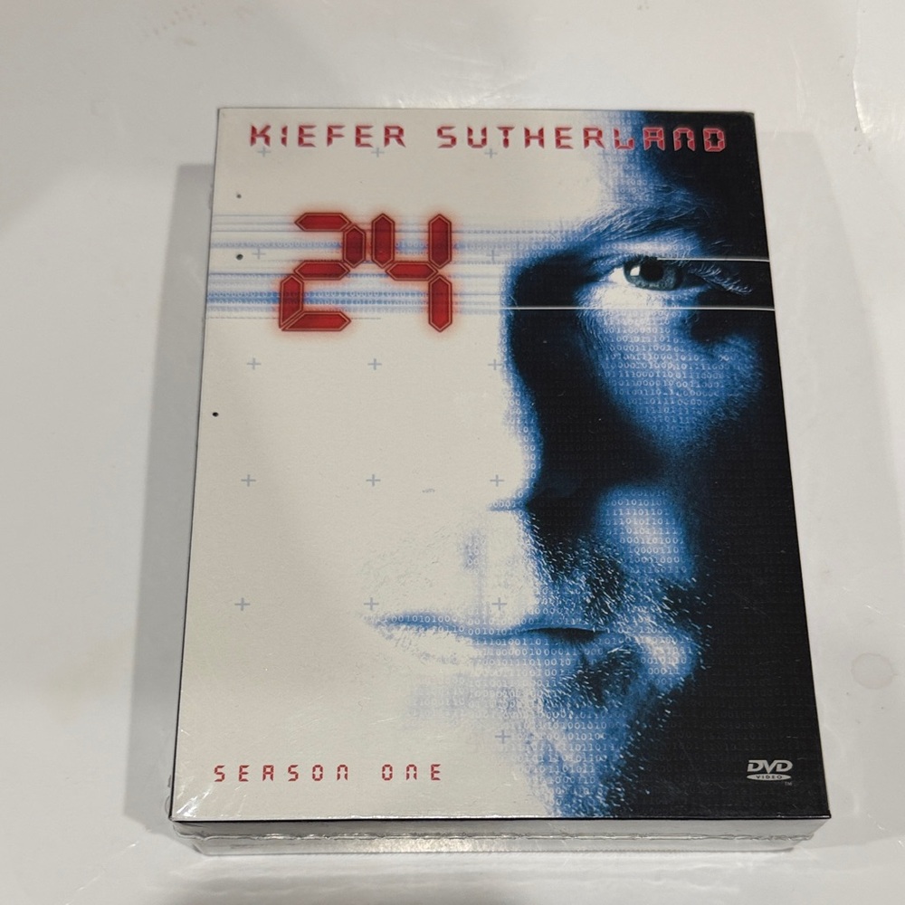 New 24 Season One Complete DVD Set Untested Never Opened